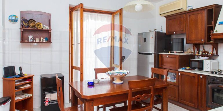 20251018223346-994426-35