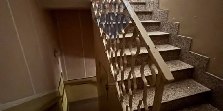 20251019114919-994430-14