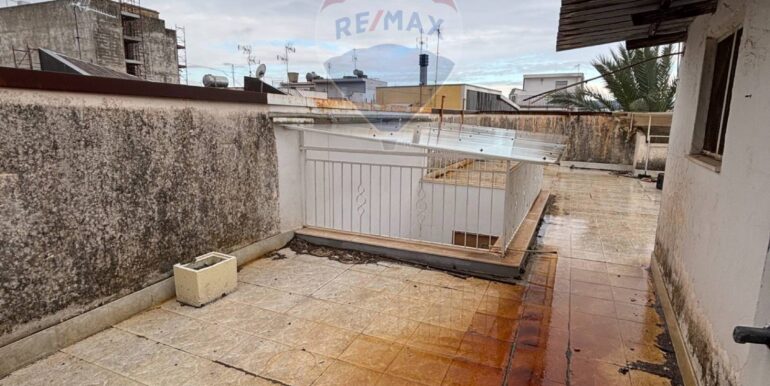 20251019114921-994430-15