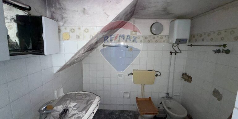 20251020112835-994488-13