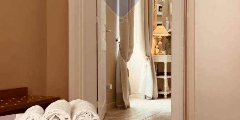 20251020170839-994609-11