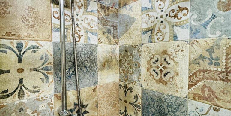 20251020170851-994609-16