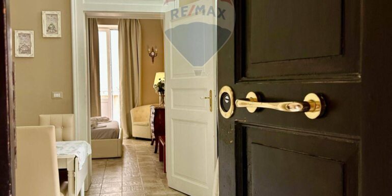 20251020170905-994609-22