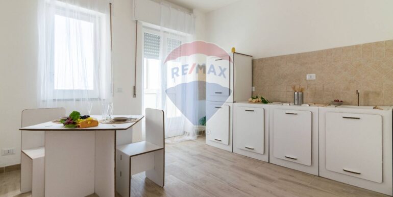 20251020175800-994649-7