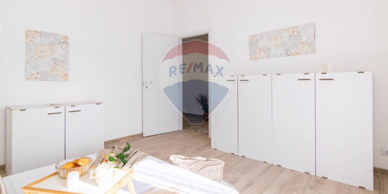 20251020175801-994649-11