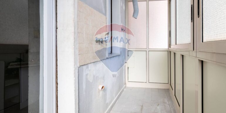 20251020175801-994649-16