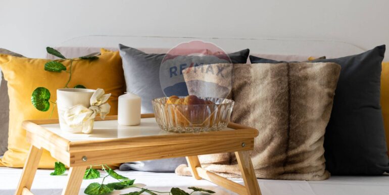 20251020175804-994649-36