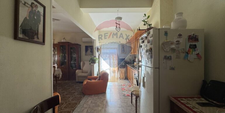 20251020191617-994650-18