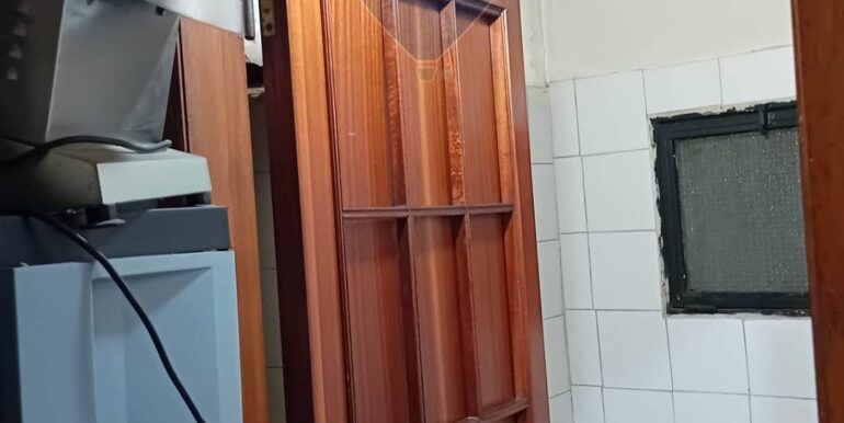 20251020193131-994676-7