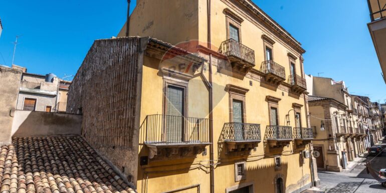 20251021110055-994728-4