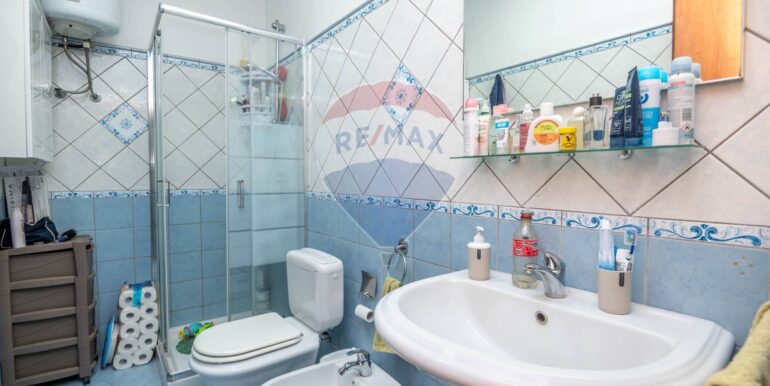 20251021110058-994728-17