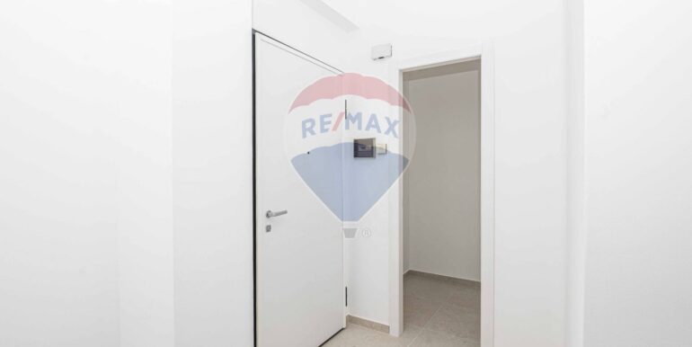 20251021114546-992918-25