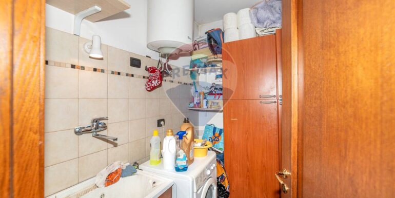 20251021134019-994800-15