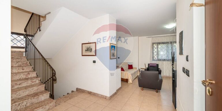 20251021134036-994800-21