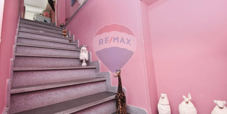 20251021182333-995180-15