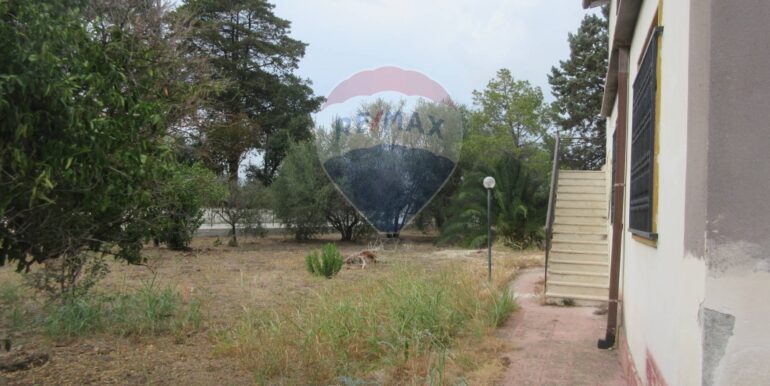 20251021195132-995279-13