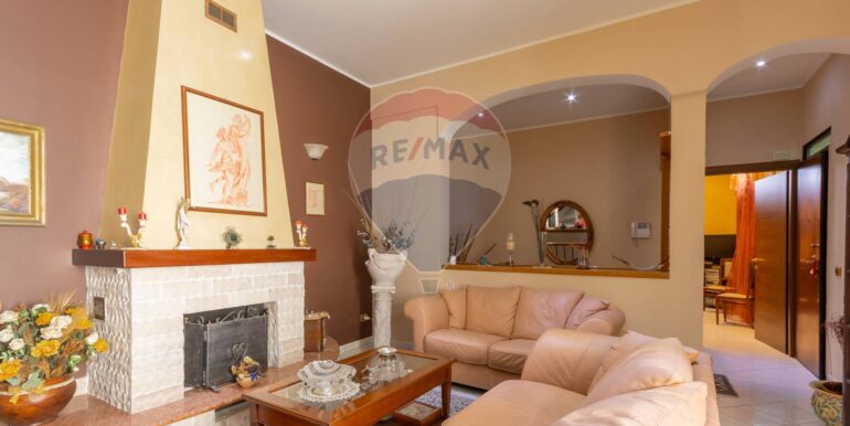 20251022170457-994202-9