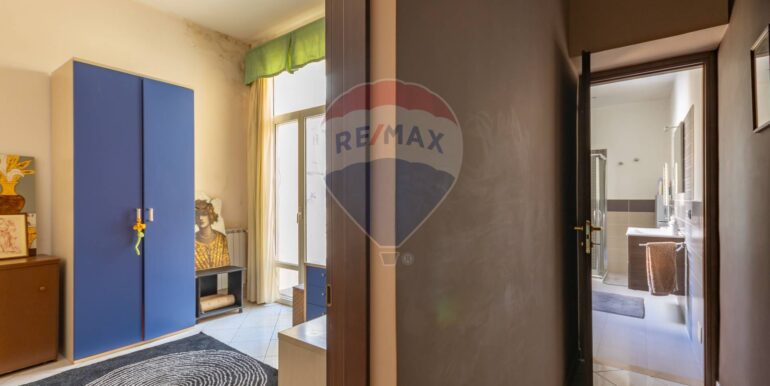 20251022170504-994202-11