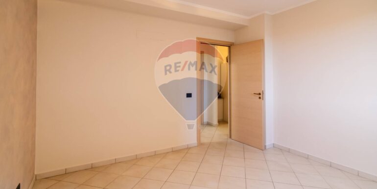 20251022182216-994628-5