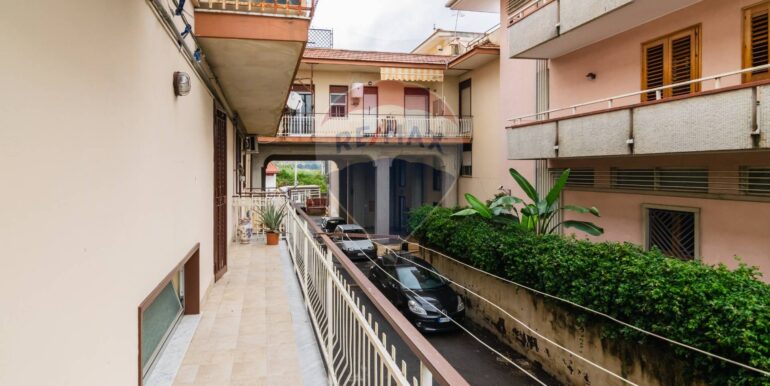 20251022211816-995498-8