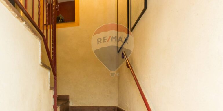 2025102284024-991125-16