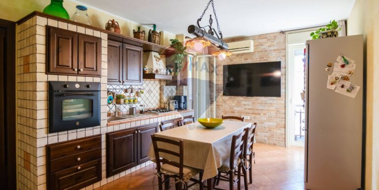 20251023103905-995524-1