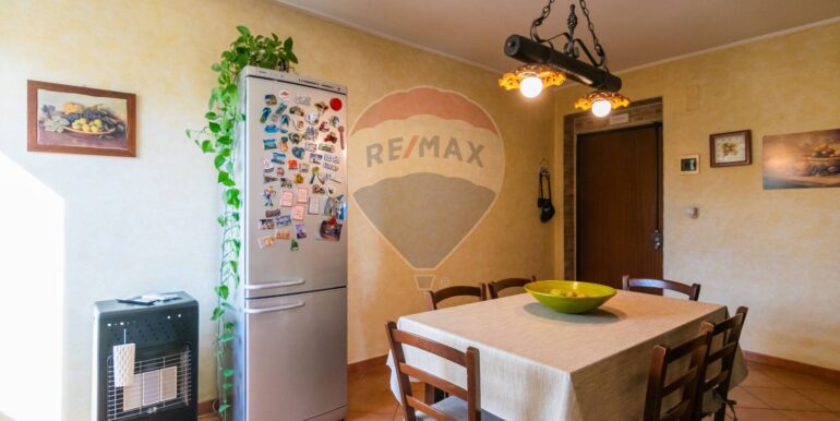 20251023103933-995524-2