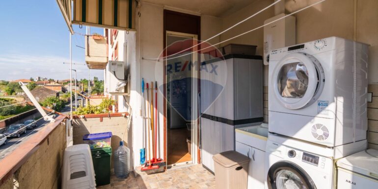 20251023104225-995524-14