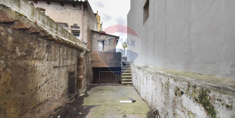 20251023115454-995255-16