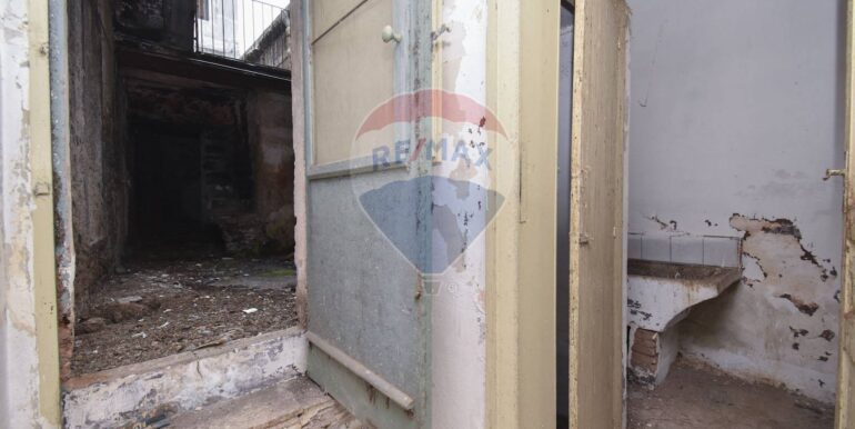 20251023115502-995255-19