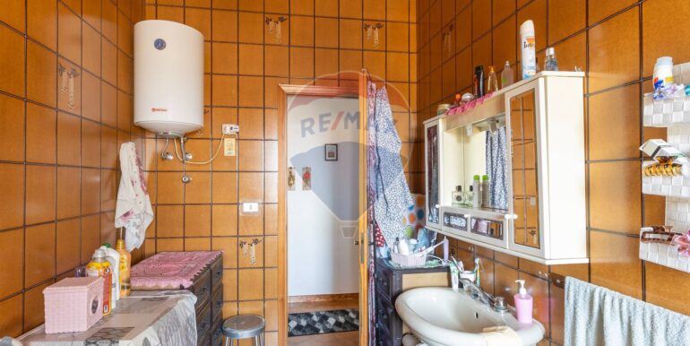 20251023162542-987952-17