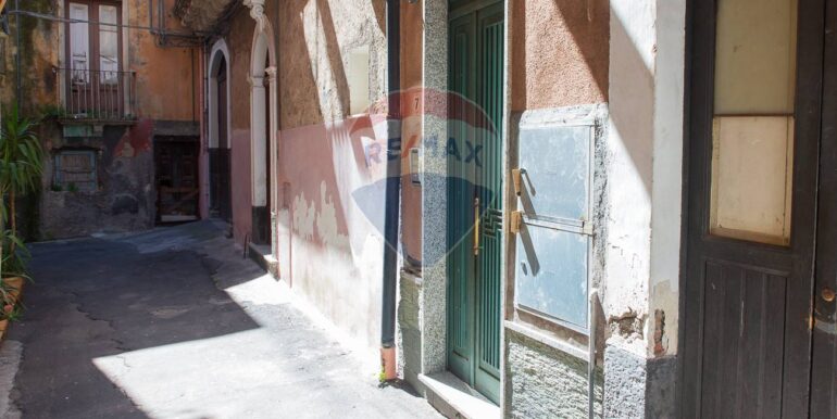 20251023174010-995652-2