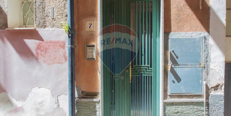 20251023174014-995652-3