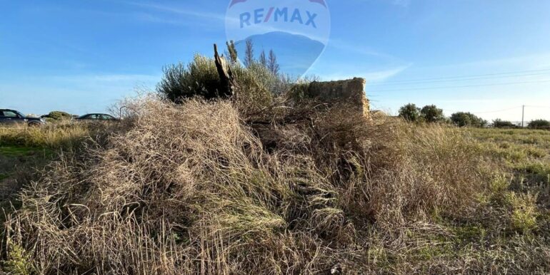 20251023175959-994509-4