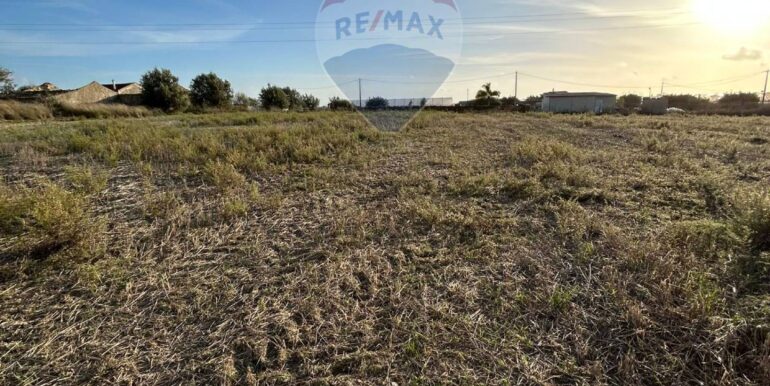 20251023180014-994509-8