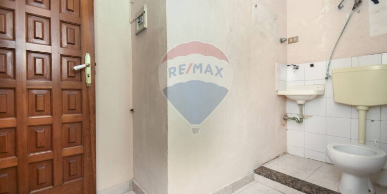 20251023180838-995652-11