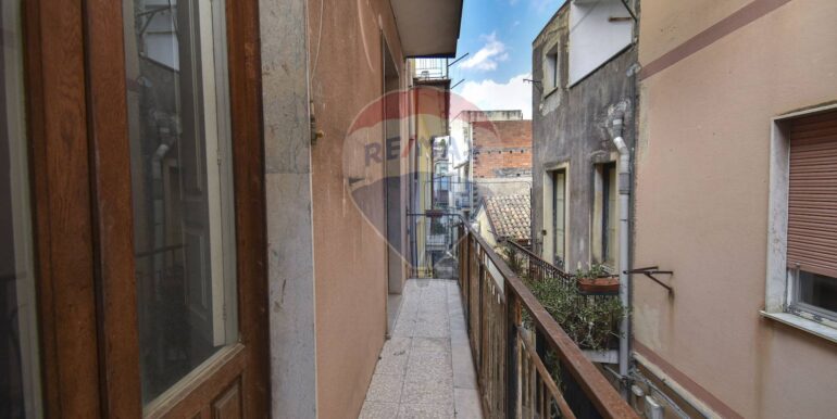 20251023180850-995652-16