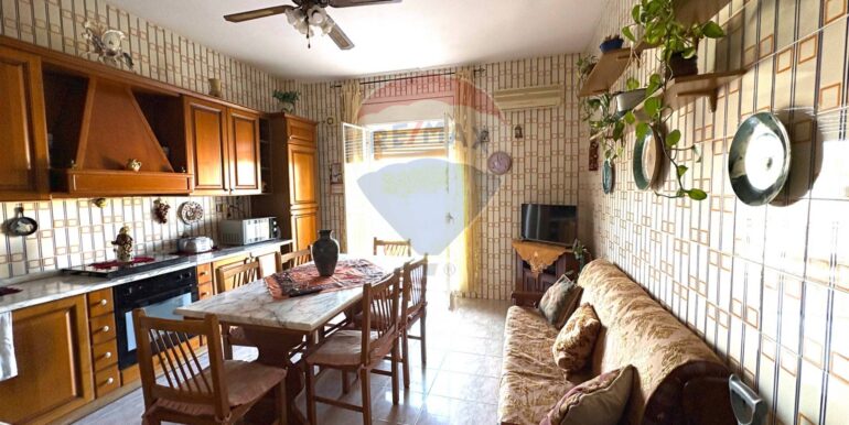 20251024154102-995910-10