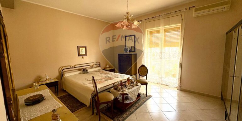 20251024154126-995910-17