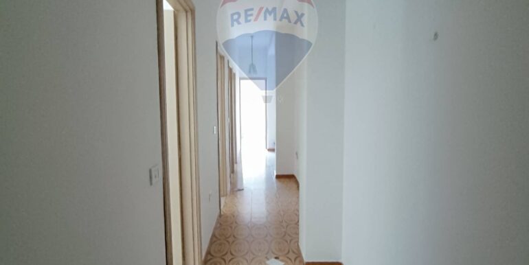 20251024183647-995996-28