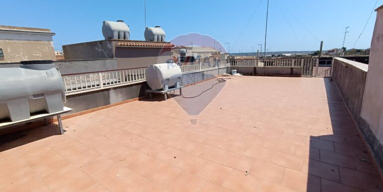 20251024183849-995996-56