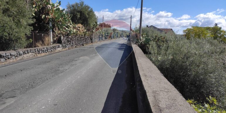 20251025105342-995994-5