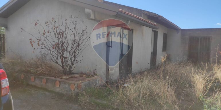 20251025113405-996074-21