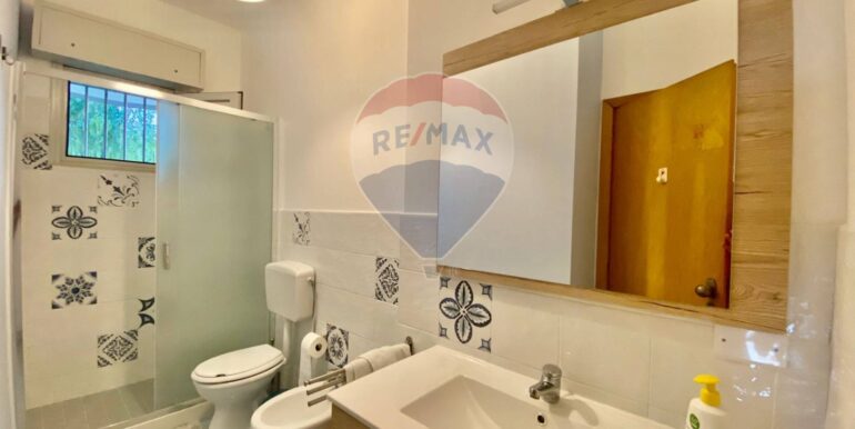 20251025131836-996093-8