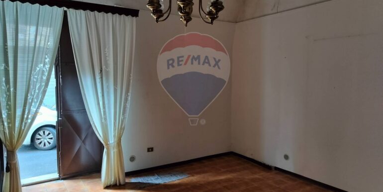 2025102585631-995474-9