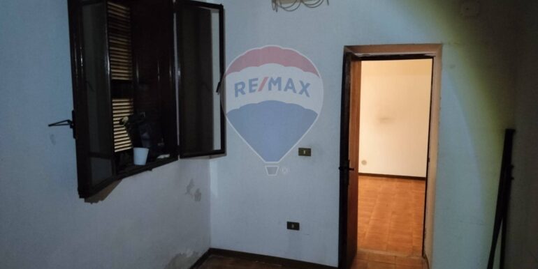 2025102585652-995474-15