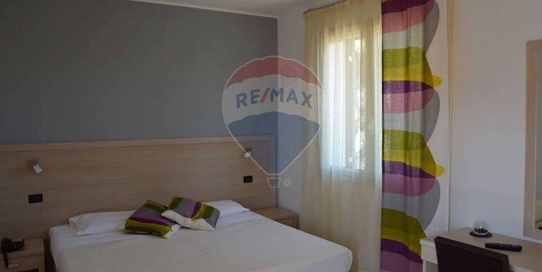 20251027124201-996264-2