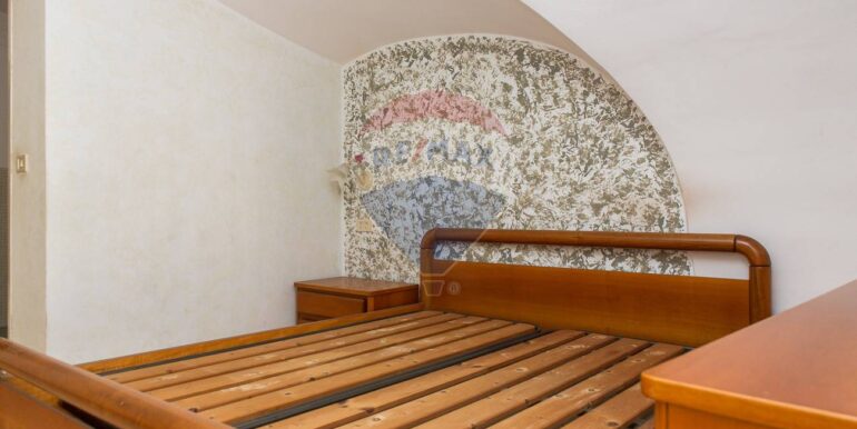 20251027130339-996268-21