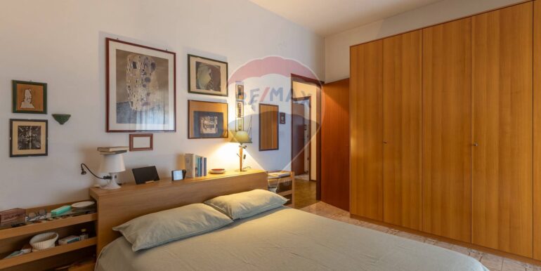 20251027161756-994663-1