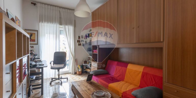 20251027161816-994663-6